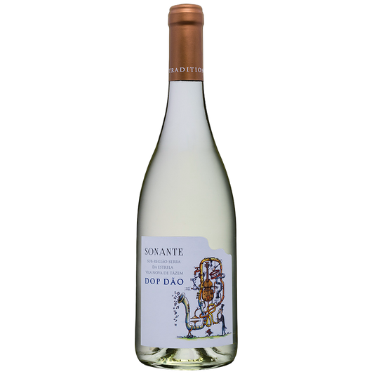 A clear glass bottle of Casa Américo 2023 Sonante DOP Dão Branco white wine with a copper-toned foil. The label shows a whimsical machine with musical elements and a bird, inspired by the Serra da Estrela region. Brand: Casa Américo.